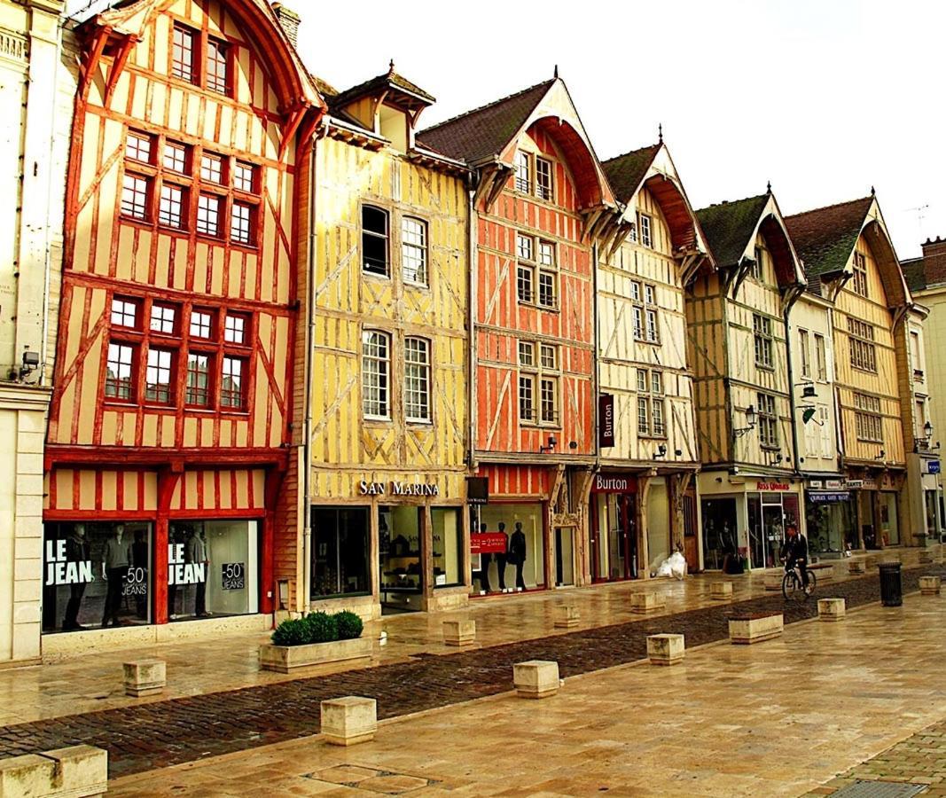 Appartement Cube Troyes Exterior photo
